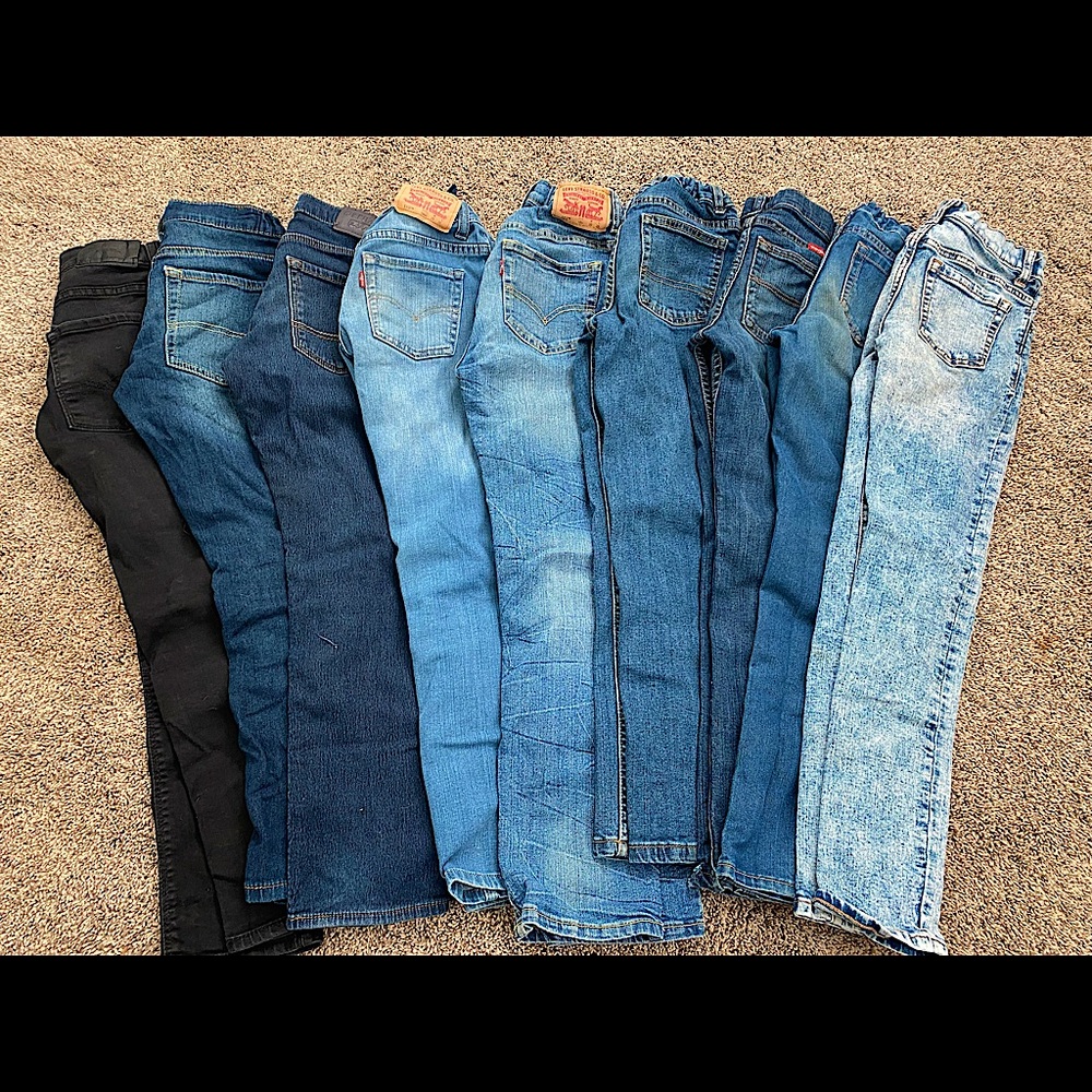 9 pairs of size 10 boys jeans
